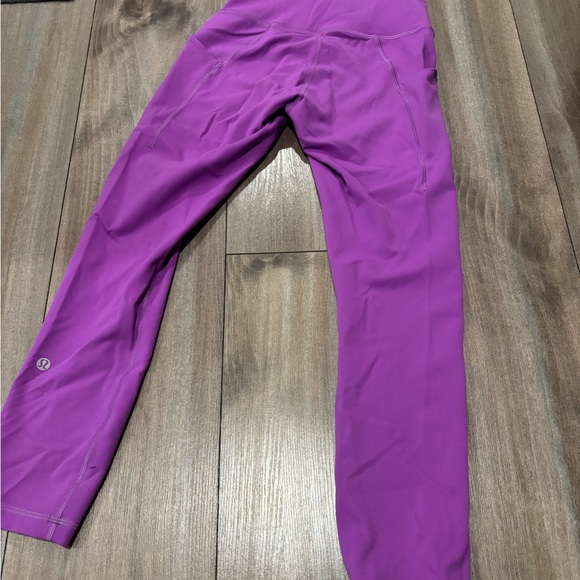 Lululemon Wunder Train high rise 23 inch crop leggings - Picture 4 of 4